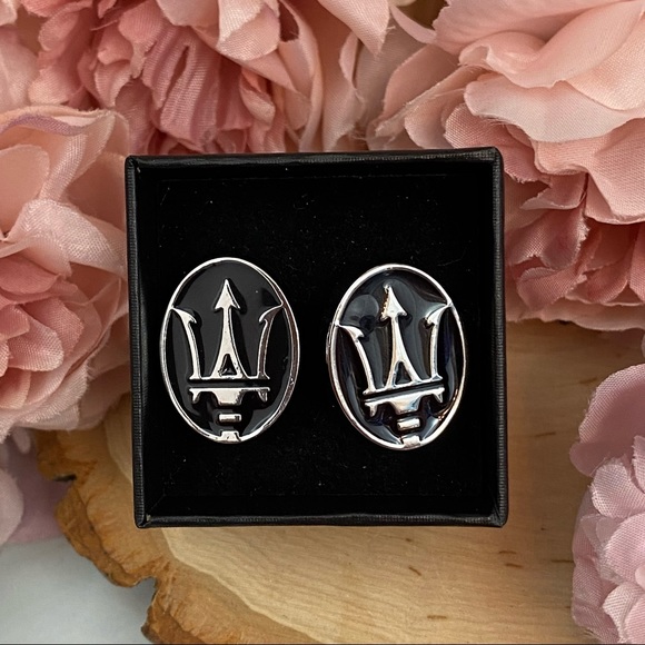 Black & Silver Maserati Logo Cufflinks - Picture 15 of 16